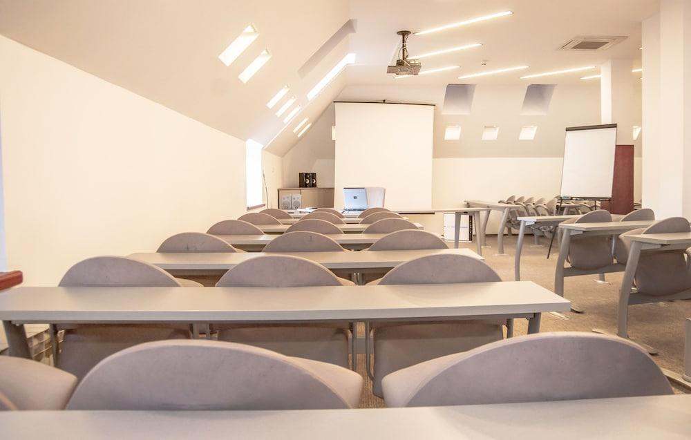 Hotel Zepter Palace Banja Luka Ngoại thất bức ảnh