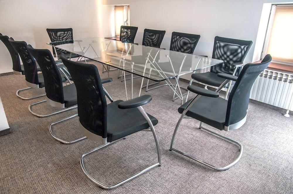 Hotel Zepter Palace Banja Luka Ngoại thất bức ảnh